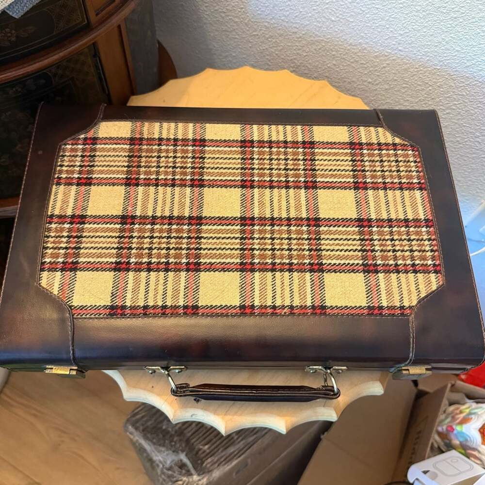 Vintage Skor-Mor Backgammon Set Briefcase Brown Vinyl and Plaid Fabric